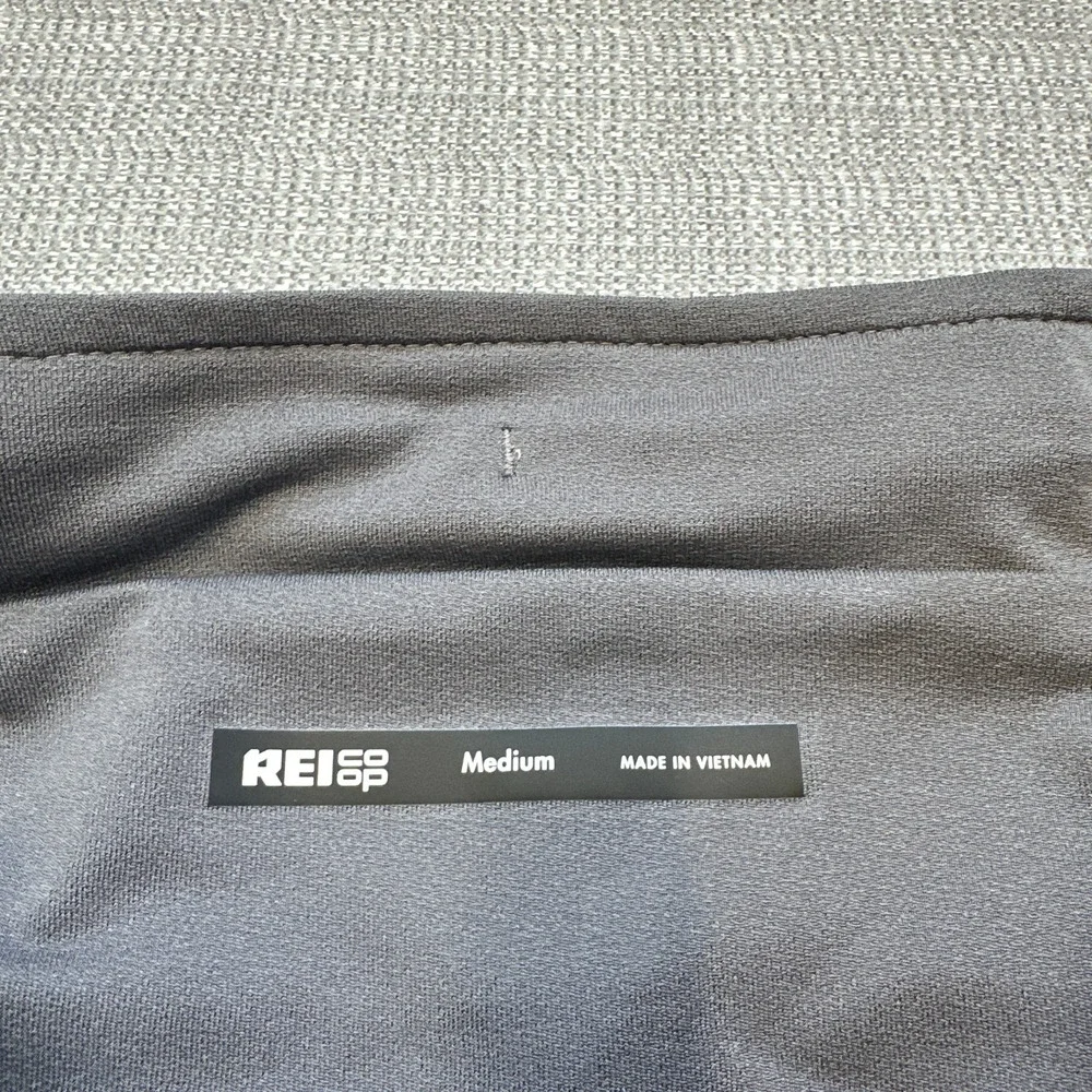 REI‎ Co Op Running Shorts Womens Medium Lined Back Waist Pocket Athletic
